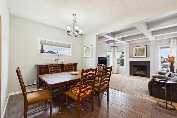 Property Photo:  8 Sage Bank Road NW  AB T3R 0J7 