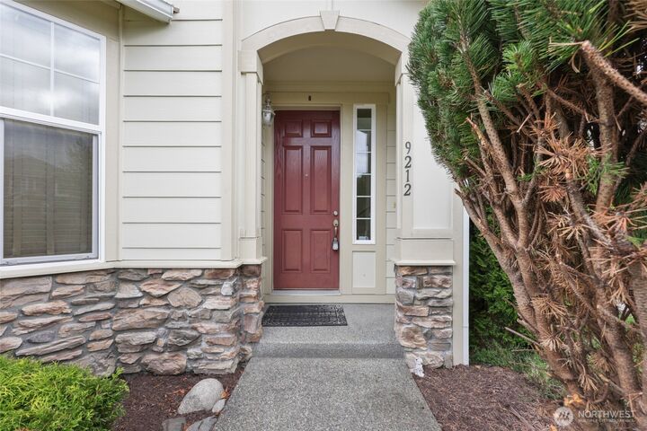 Property Photo:  9212  Campus Glen Drive NE  WA 98516 