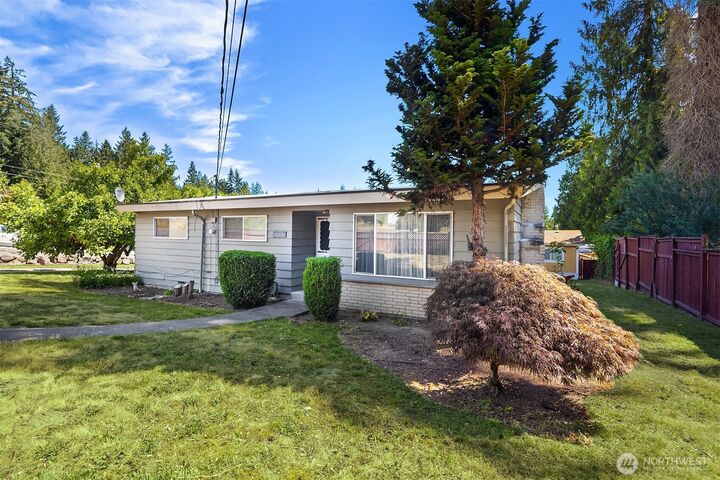 Property Photo:  16727  1st Avenue SE  WA 98012 