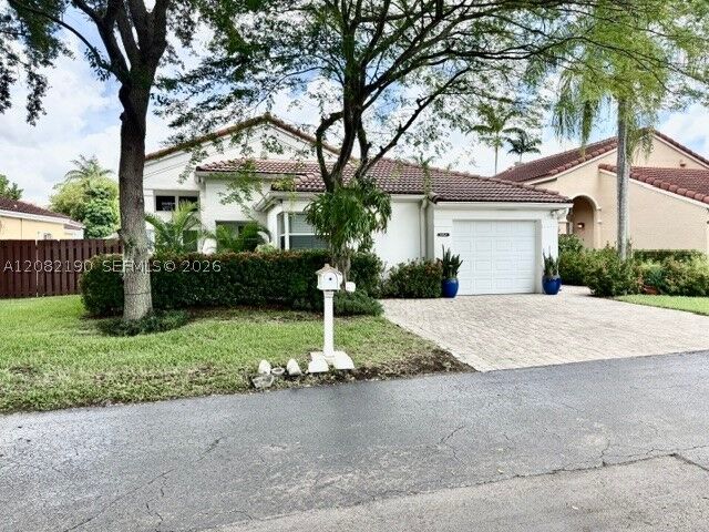 Property Photo: 11837 SW 93rd Ter FL 33186