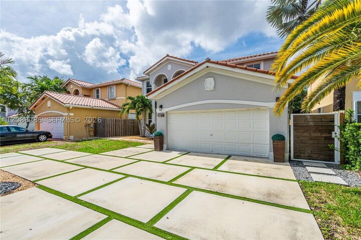 Property Photo:  15877 SW 61st Way  FL 33193 