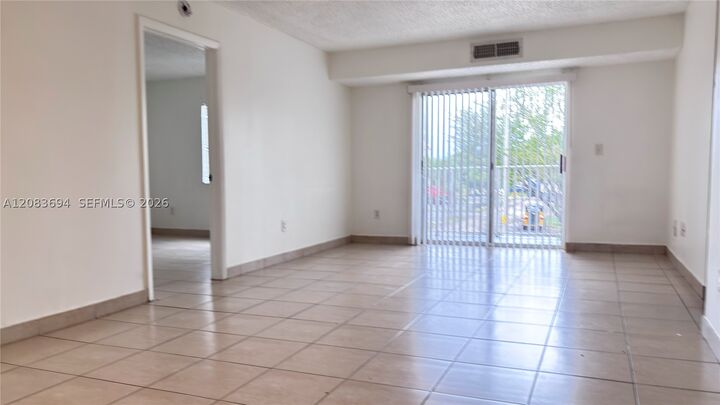 Property Photo: 8240 SW 210th St 101 FL 33189