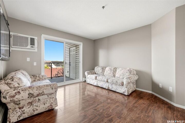Property Photo:  1300 Stockton Street 309 E  SK S4X 0G1 