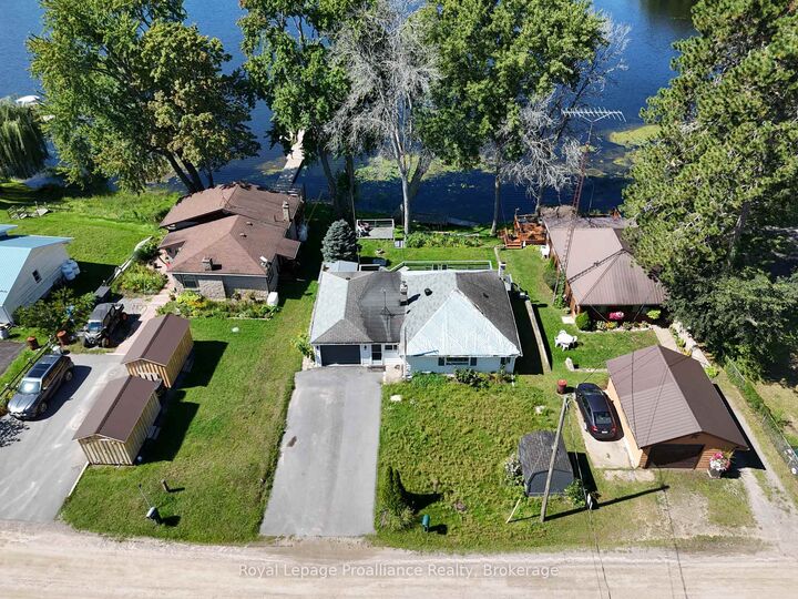 Property Photo: 24 Cosy Cove Lane ON K0K 3J0