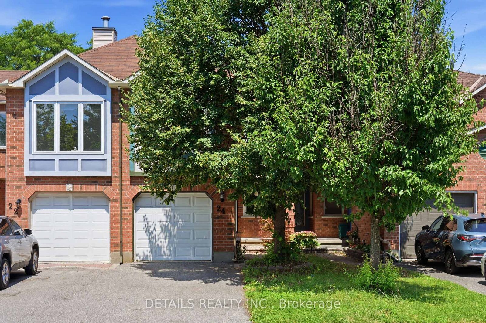 Property Photo:  24 Southport Drive  ON K1T 3E7 