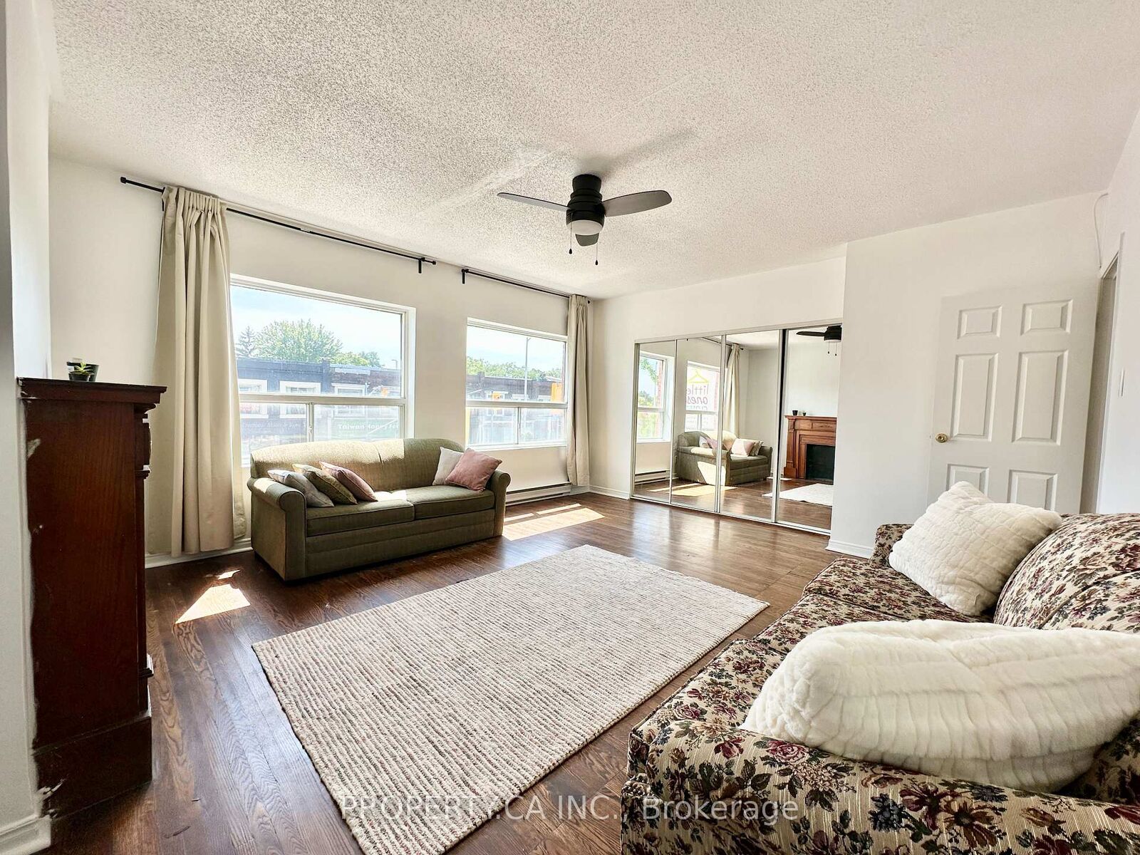 Property Photo: 1854 Danforth Avenue A ON M4C 1J4