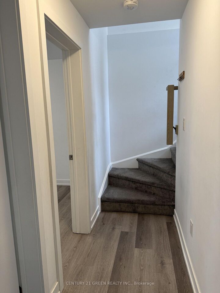 Property Photo:  4263 Fourth Avenue 214  ON L2E 0C2 