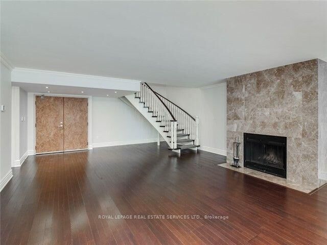 Property Photo: 71 Charles Street E Ph1605 ON M4Y 2T3