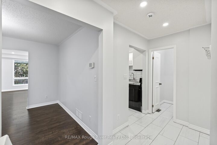 Property Photo:  95 B Concession Street E Upper  ON L1C 4R8 