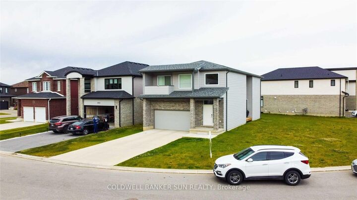 Property Photo:  1301 Sandbar Street  ON N6G 0Y3 