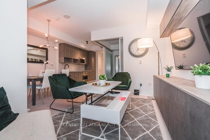 Property Photo:  501 Adelaide Street 404  ON M5V 0R3 