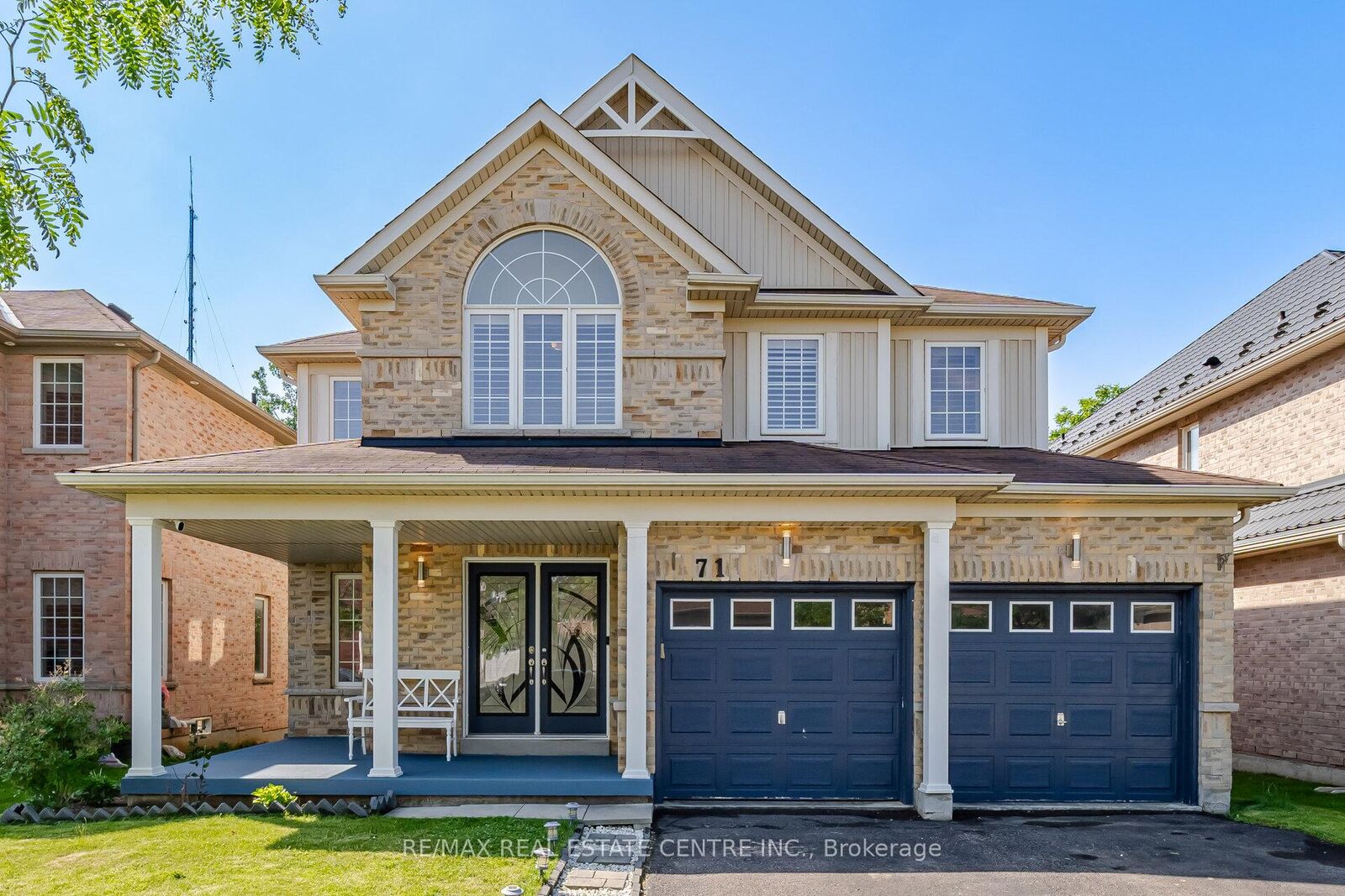 Property Photo: 71 Barrett Avenue ON N3S 0B5