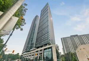 Property Photo:  575 Bloor Street 2503  ON M4W 0B2 