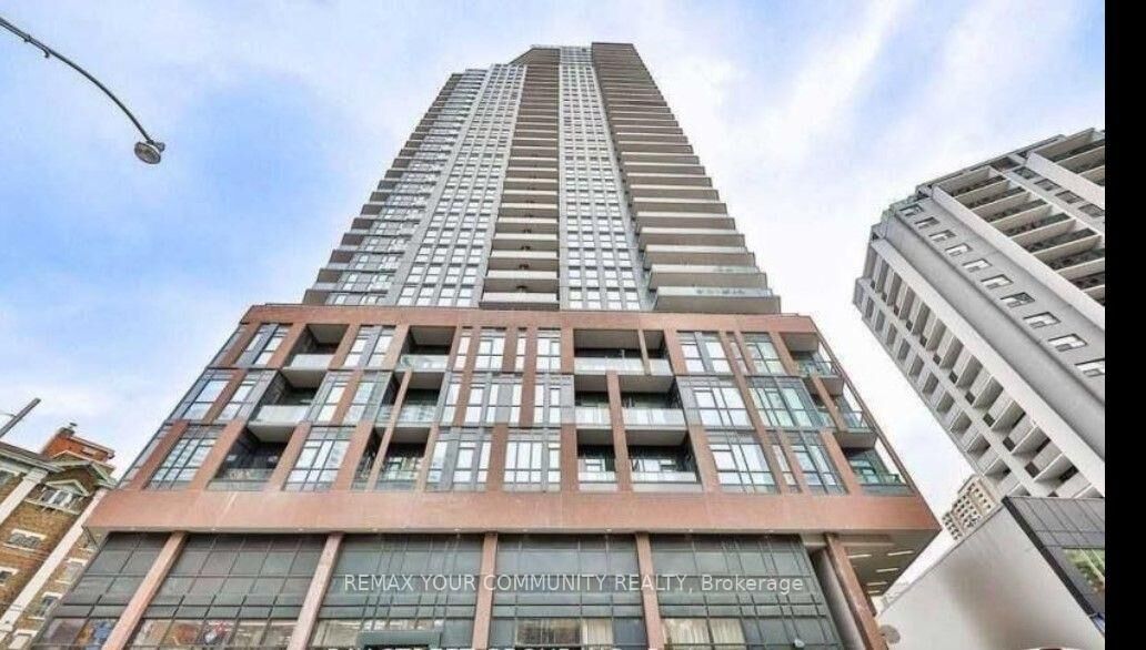 Property Photo: 159 Wellesley Street E 404 ON M4Y 0H5