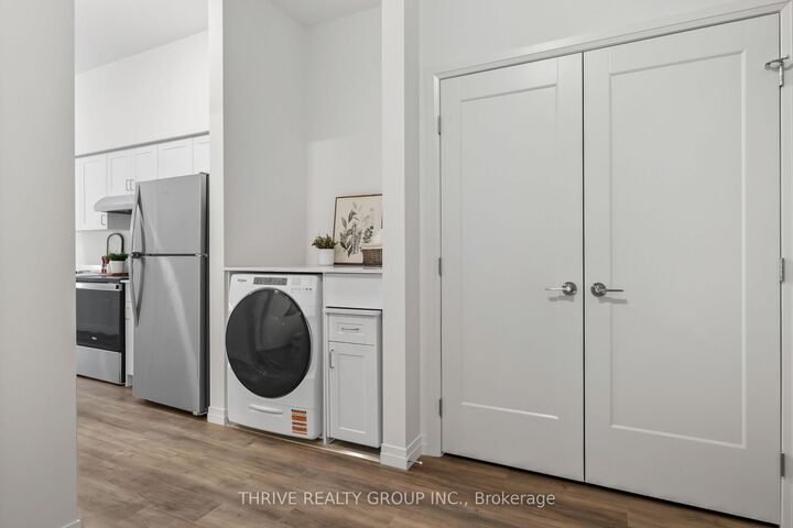 Property Photo:  373 Hill Street 204  ON N6B 1E3 