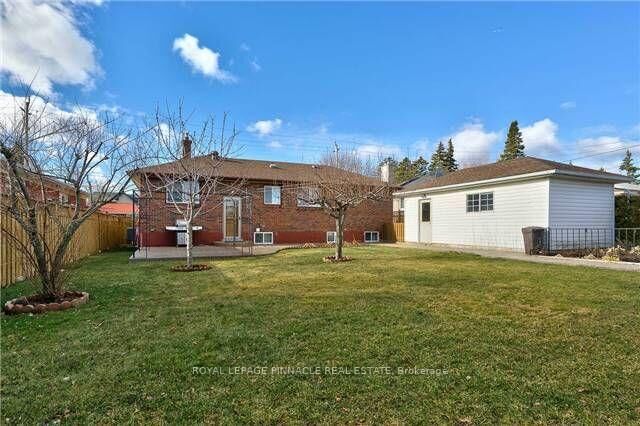 Property Photo:  205 Southview Crescent W Bsmt  ON L6K 2P2 