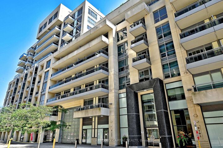 Property Photo:  9199 Yonge Street 306  ON L4C 1H7 