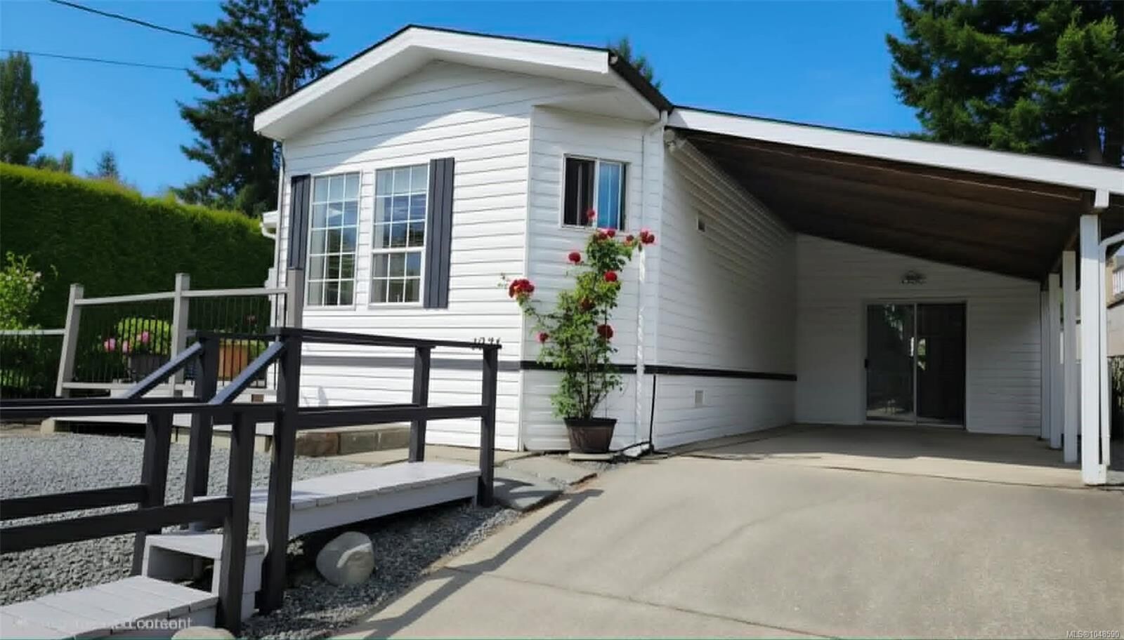 Property Photo:  1071 Bourban Rd  BC V0R 2P2 