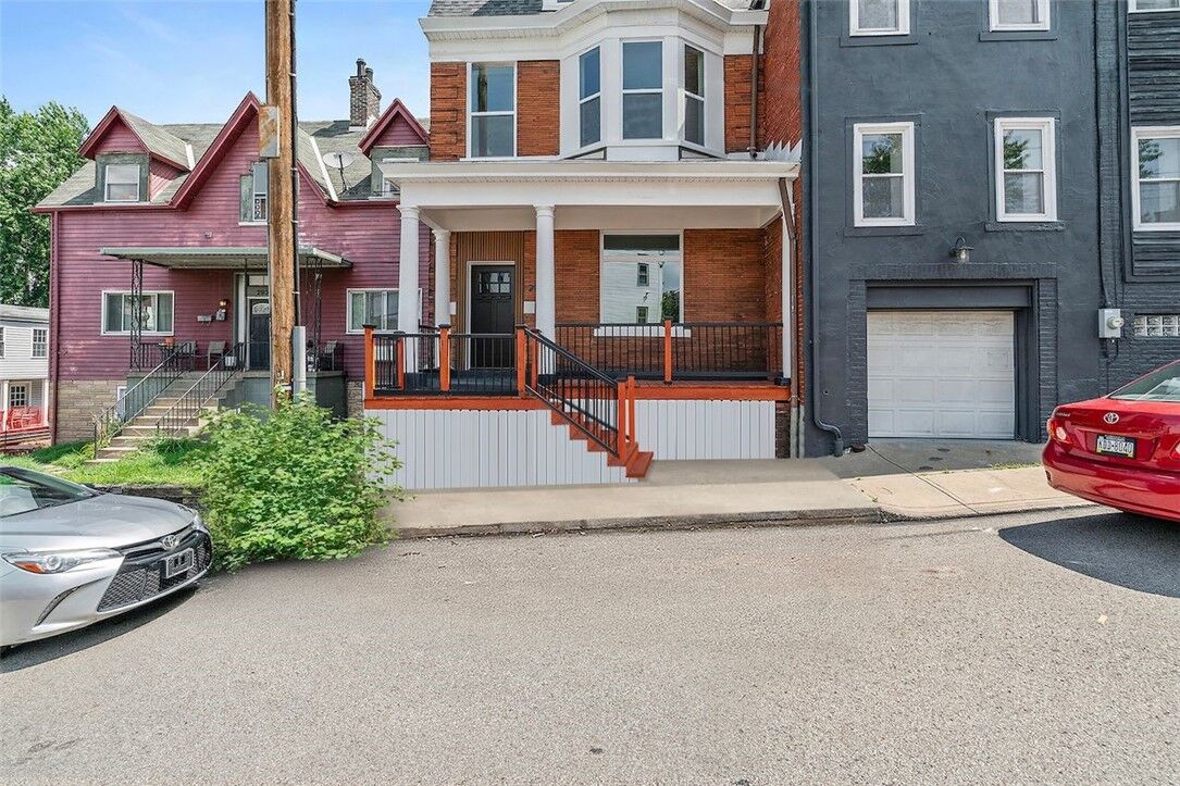 Property Photo:  295 38th St  PA 15201 