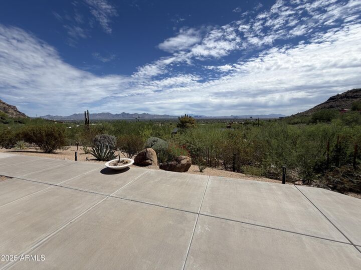 Property Photo: 5849 E Hummingbird Lane AZ 85253