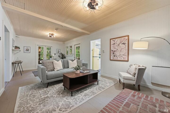 Property Photo:  11 Shady Lane  CA 94939 