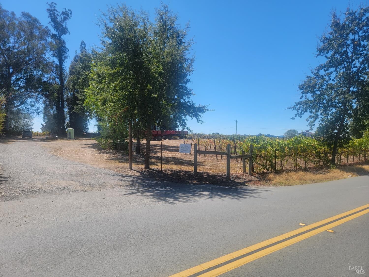 Property Photo: 2892 Mark West Station Road CA 95492
