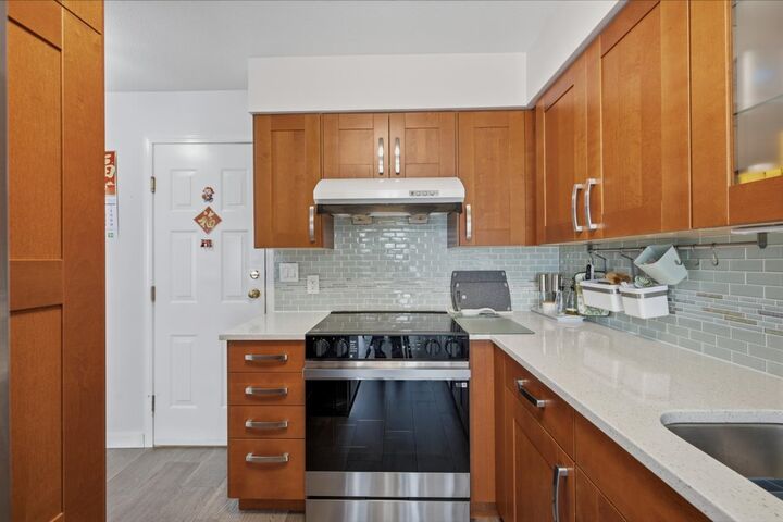 Property Photo:  7691 Moffatt Road 38  BC V6Y 1X9 