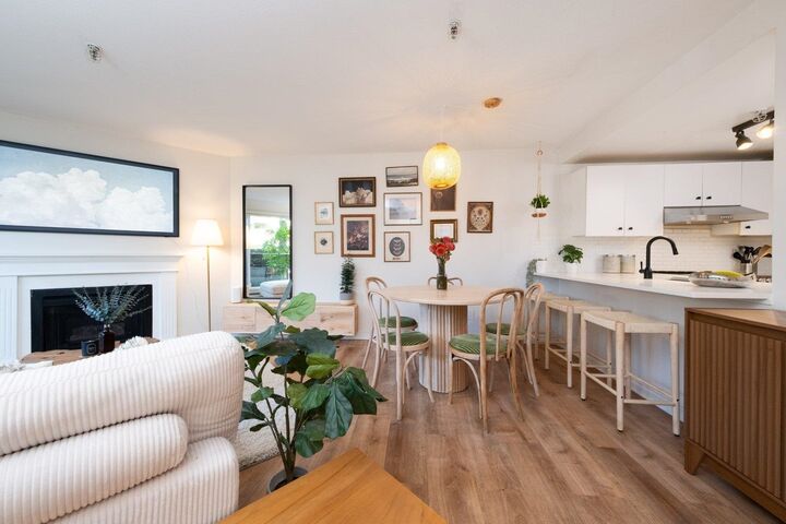 Property Photo:  2020 W 8th Avenue 112  BC V6J 1W5 