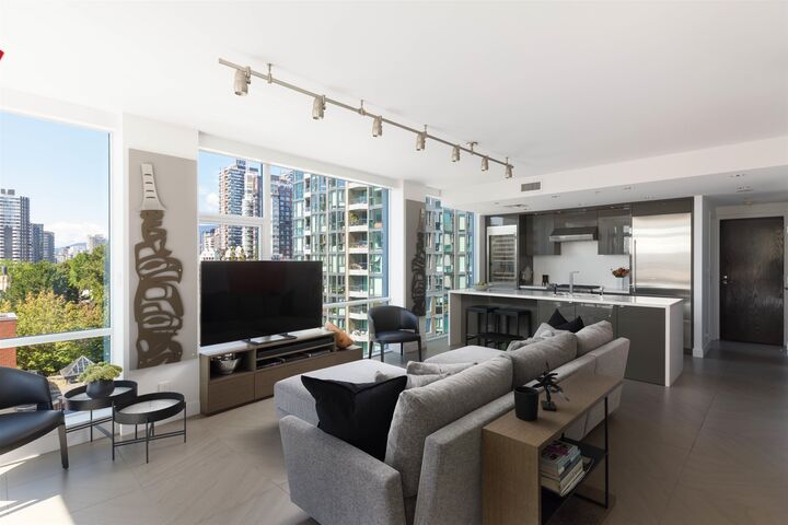 Property Photo:  1455 Howe Street 805  BC V6Z 1C2 