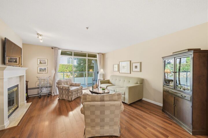 Property Photo:  48 Richmond Street 304  BC V3L 5P4 