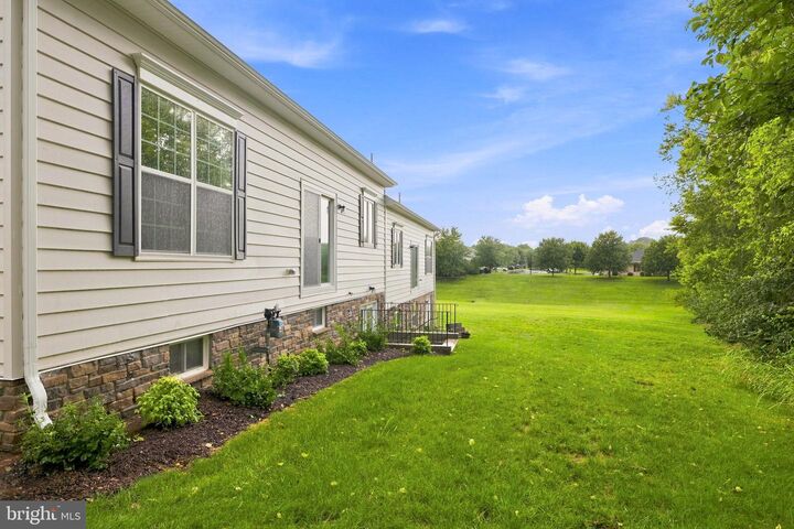 Property Photo: 12928 Hawkins Circle MD 21742