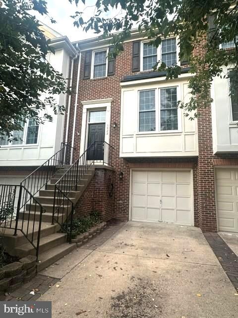 Property Photo: 3922 Charles Avenue VA 22305