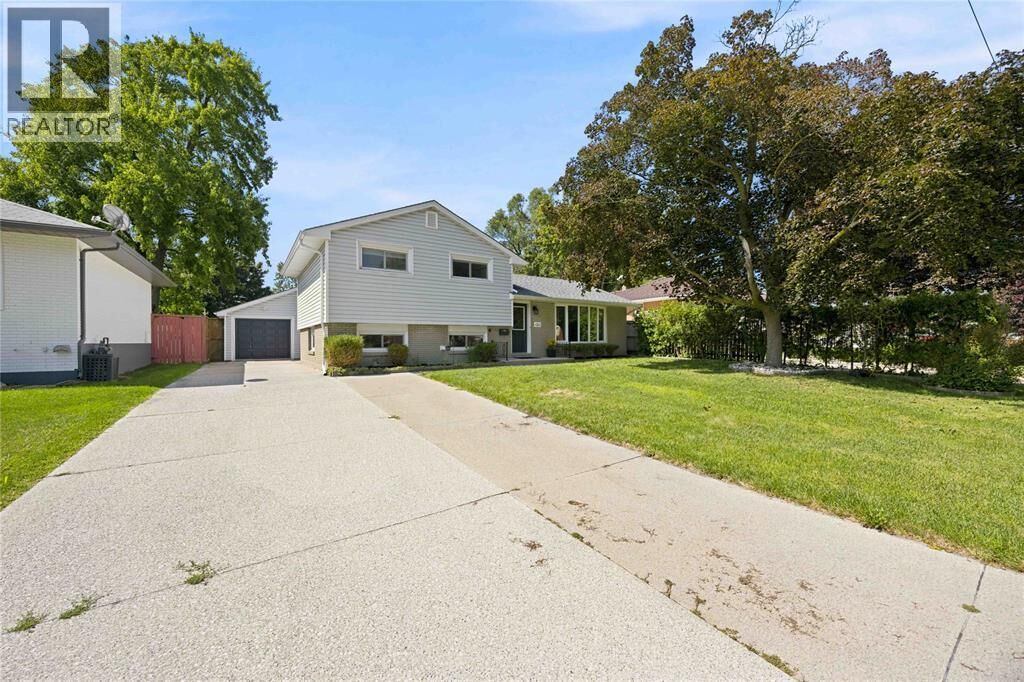 Property Photo:  1211 Giffel Road  ON N7S 3K3 