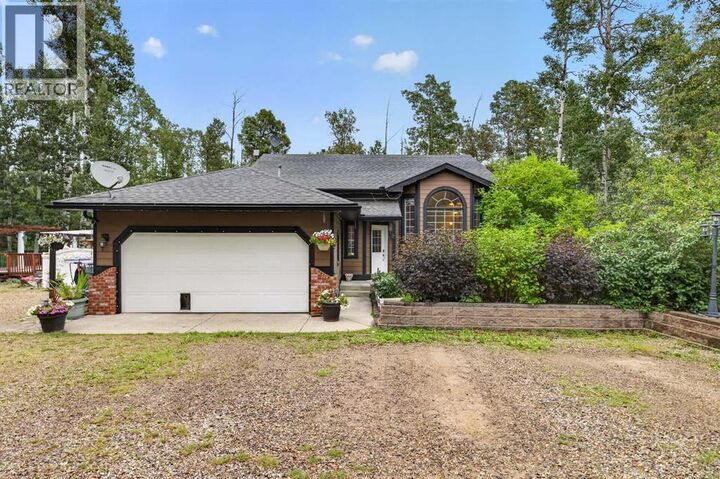 Property Photo: 5166 Highway 579 AB T0M 2E0