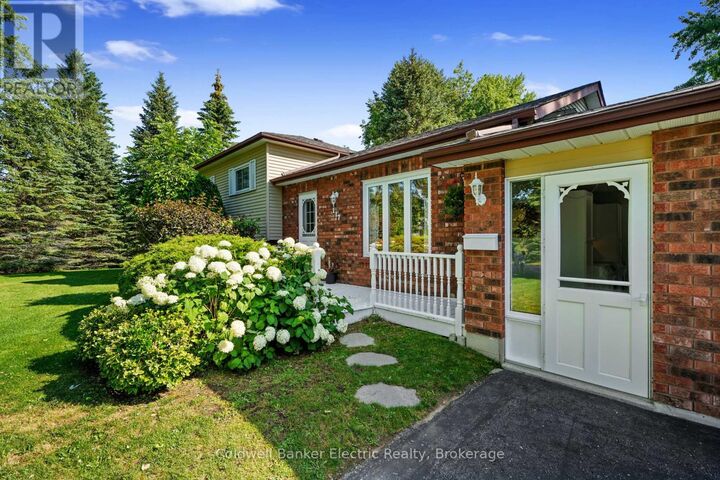 Property Photo: 117 Pinecrest Avenue ON K0L 2G0