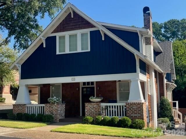 Property Photo:  323 Rensselaer Avenue  NC 28203 