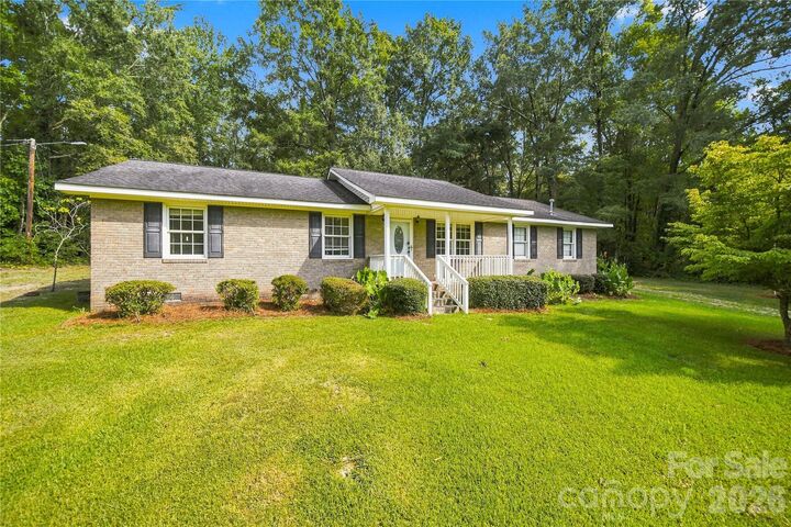 Property Photo:  556 Oakhaven Drive  SC 29720 