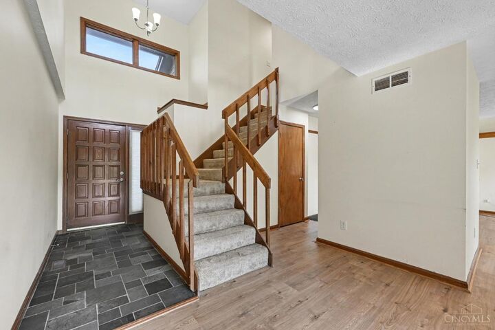Property Photo: 1827 Londonderry Drive OH 45042