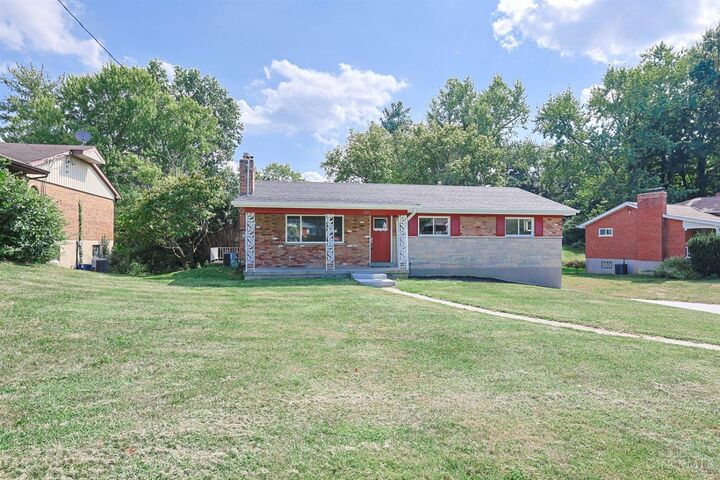 Property Photo: 2079 Arrowood Place OH 45231