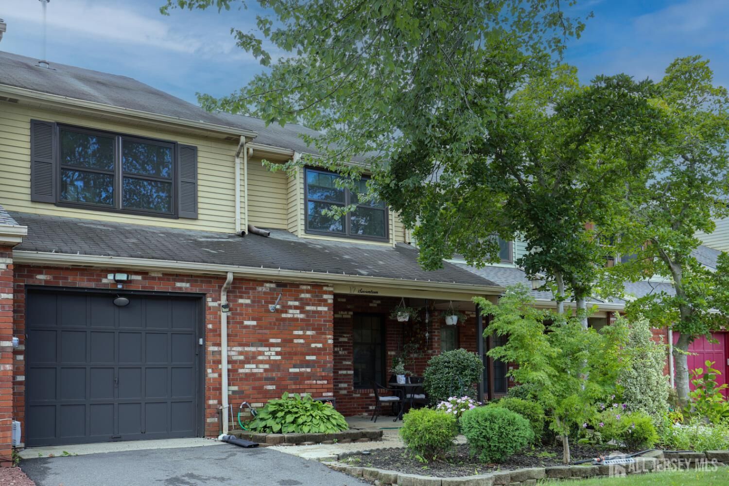 Property Photo:  17 Wilson Court  NJ 08816 