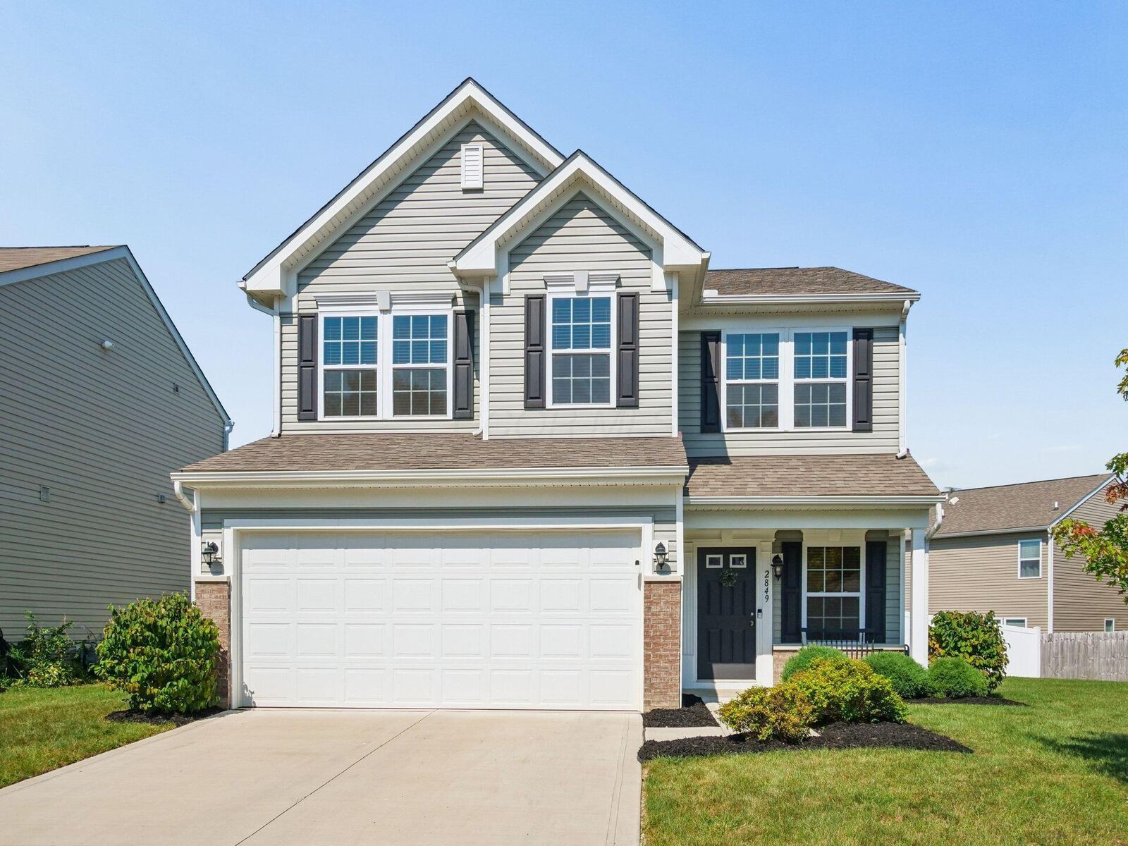 Property Photo:  2849 Sussex Place Drive  OH 43123 