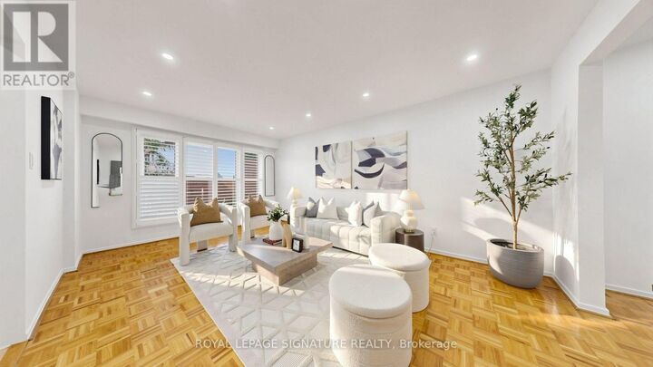 Property Photo:  3525 Brandon Gate Drive 58  ON L4T 3M3 
