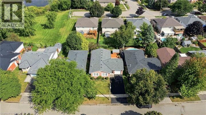 Property Photo:  22 Allensgate Drive  ON N3V 1C8 