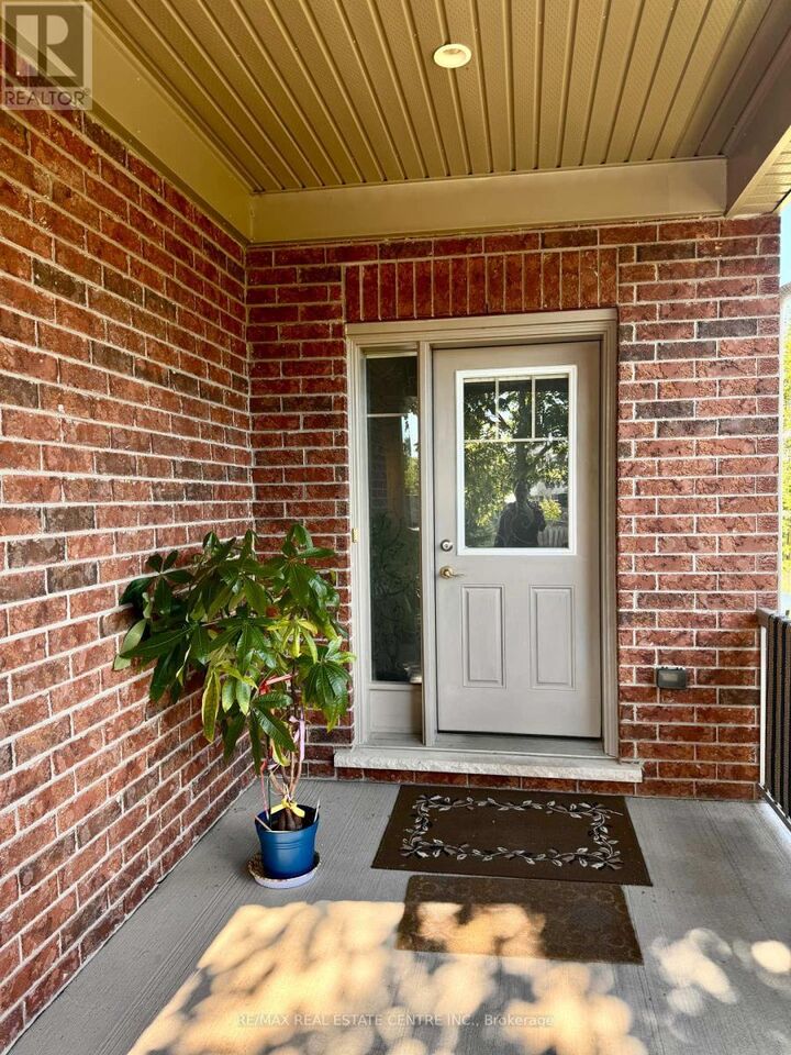 Property Photo:  32 Hodgson Drive  ON N1L 0K2 