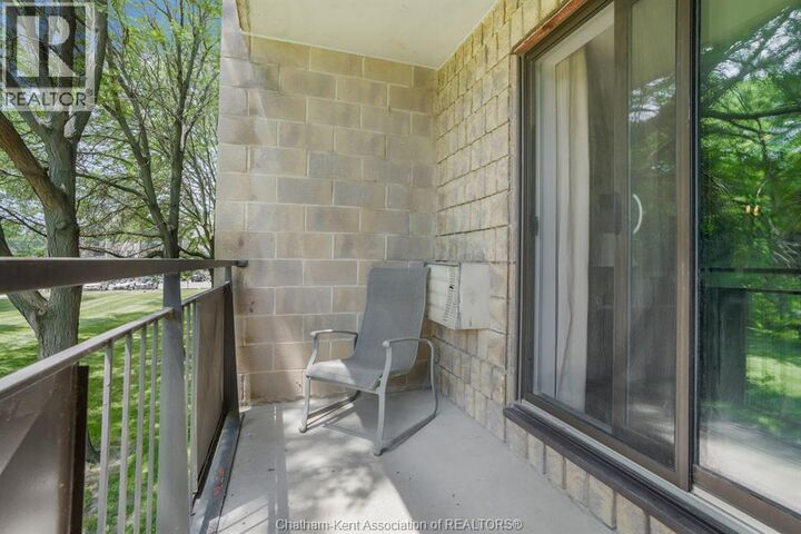 Property Photo:  150 Park Avenue East 211  ON N7M 3V6 