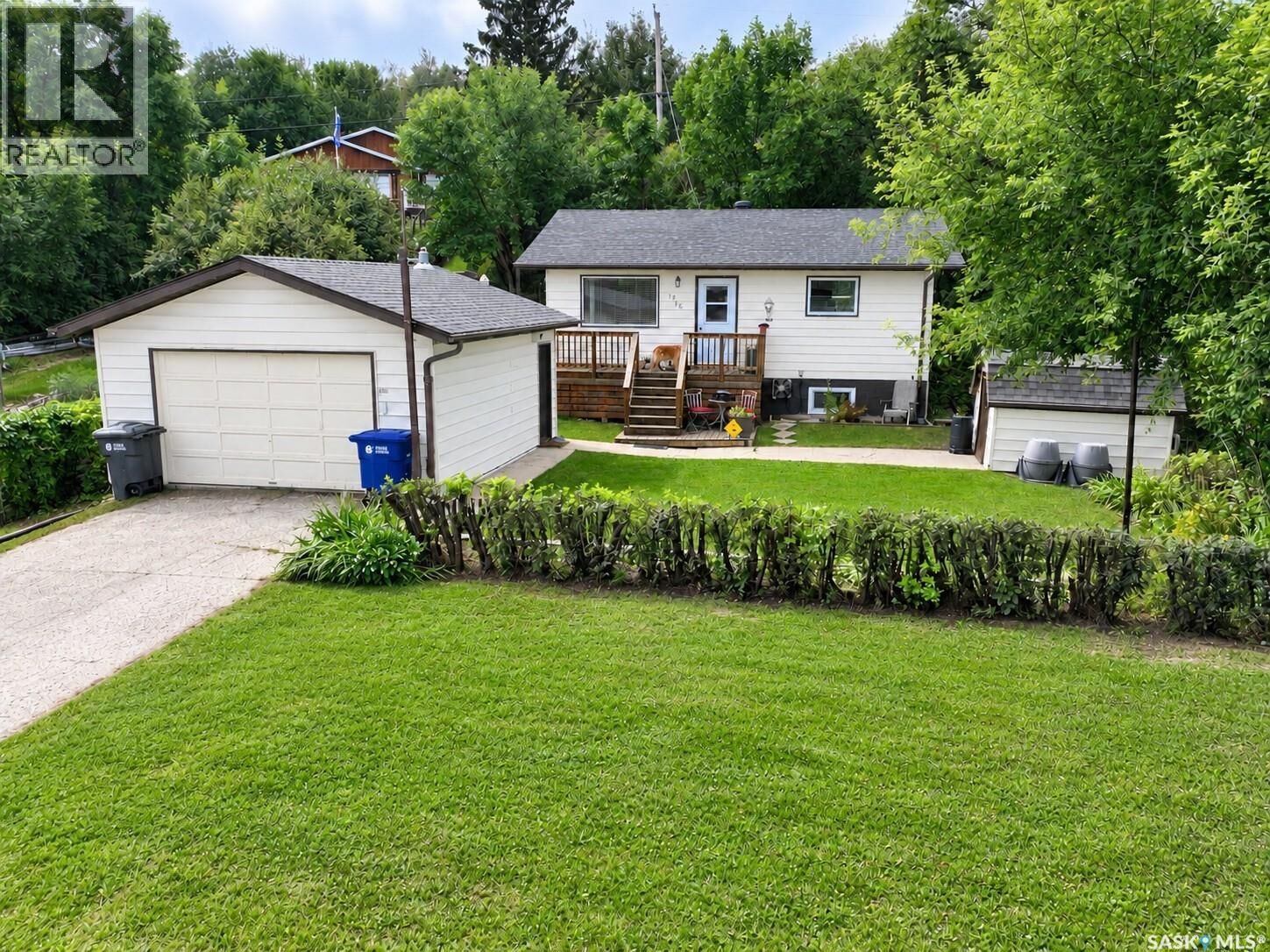 Property Photo: 1255 Grand Avenue SK S2V 1A4