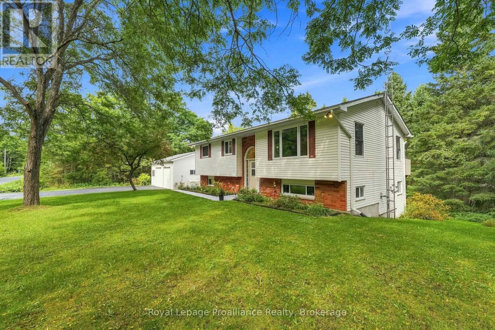 Property Photo:  1528 Pinewood School Road  ON K0K 1R0 