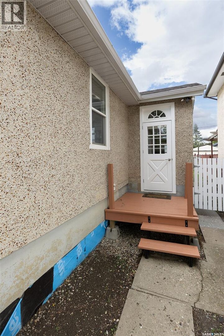 Property Photo: 345 McIntyre Street SK S4R 2L9