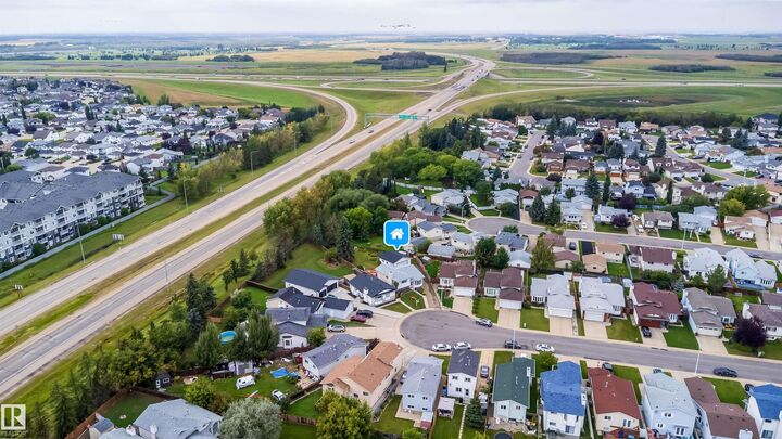 Property Photo:  9540 178 Avenue NW  AB T5Z 2E4 