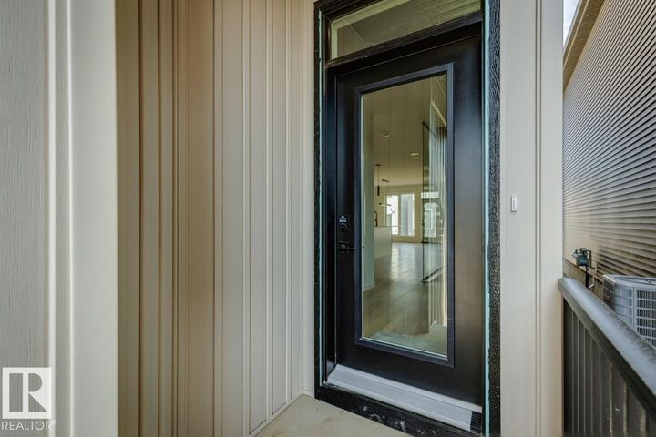 Property Photo:  431 31 Street SW  AB T6X 3C7 
